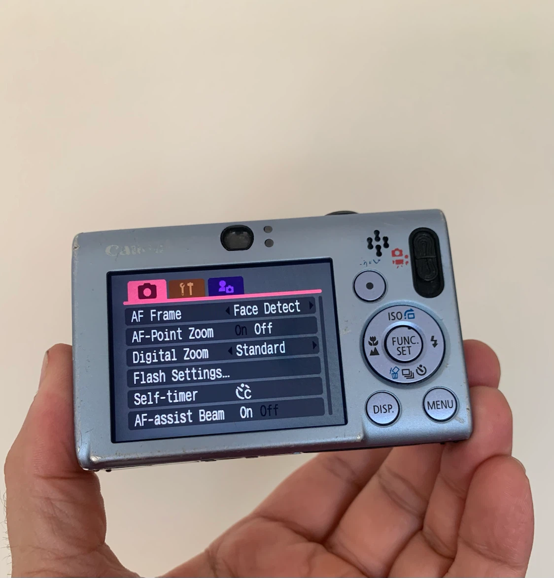 Canon PowerShot SD1100 IS Digital ELPH - photo 2