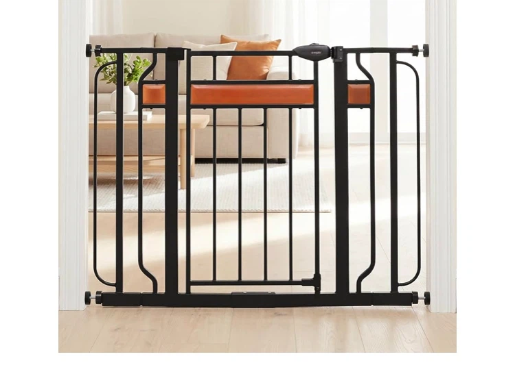 Regalo Baby Gate with Extender - photo 2