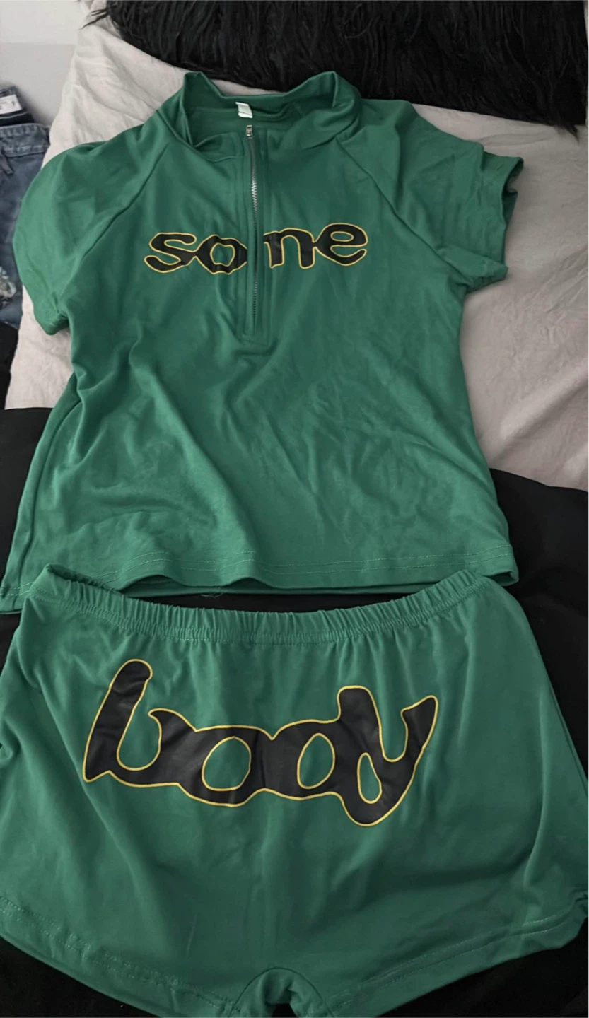 Brand new Body By Raven Set - Size Medium