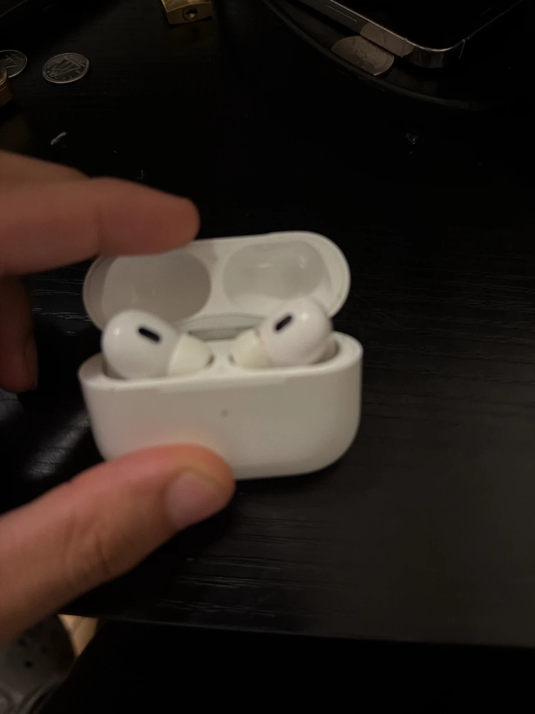 Apple AirPods Pro (2nd generation) Charging Case - photo 2