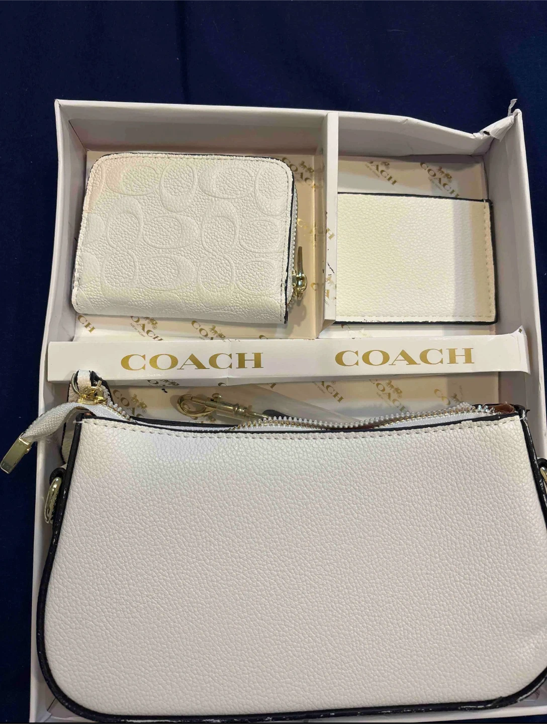 Coach White Embossed Handbag Set - photo 3