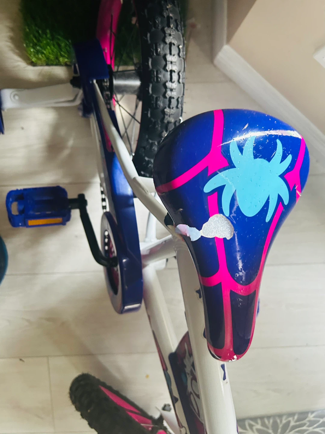 Moving Sale:-Huffy Marvel Spidey and His Amazing Friends Bike - photo 3