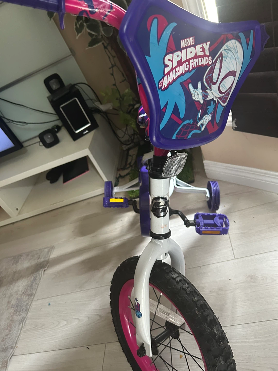 Moving Sale:-Huffy Marvel Spidey and His Amazing Friends Bike - photo 4