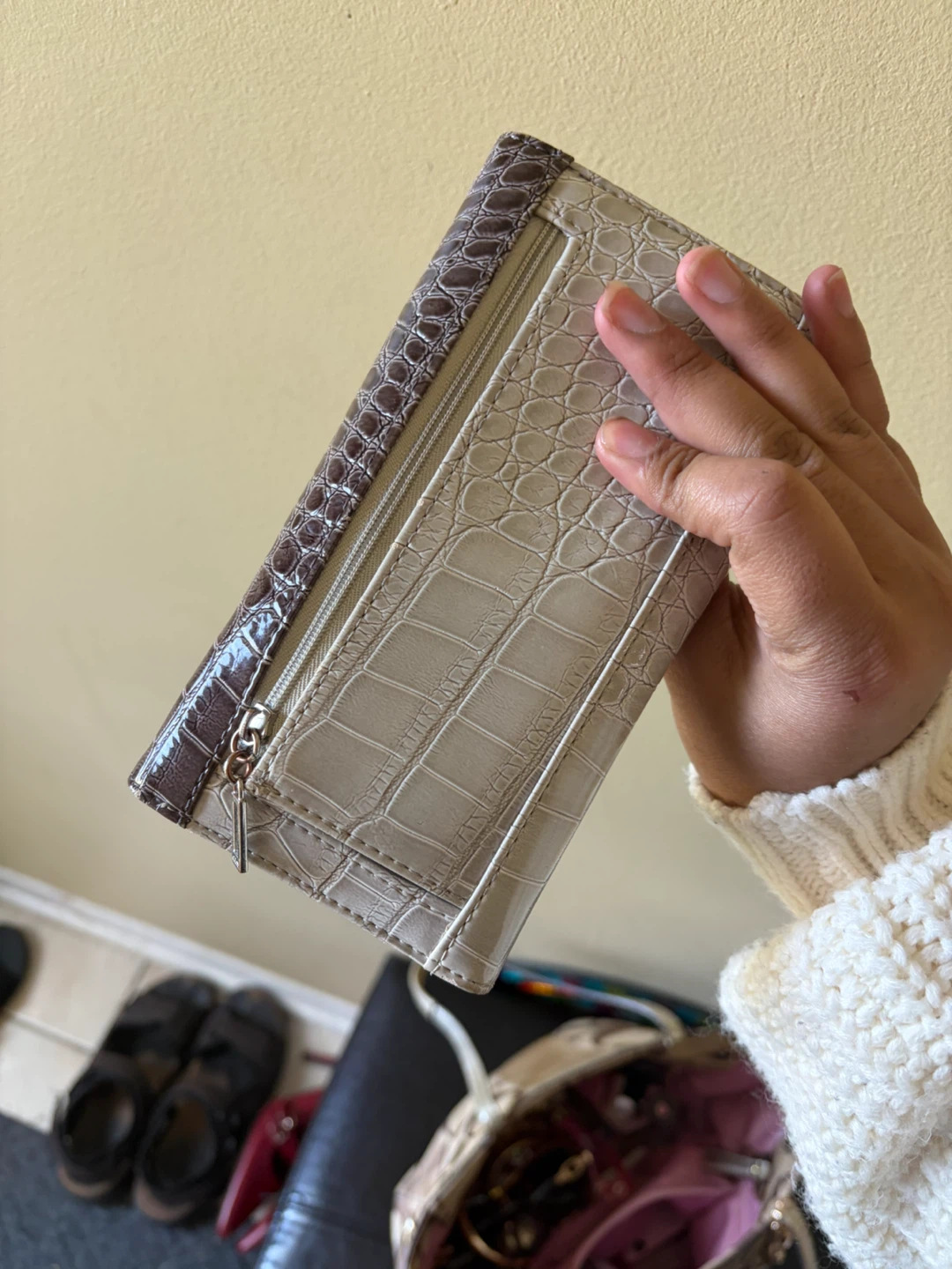 Guess Wallet - photo 2
