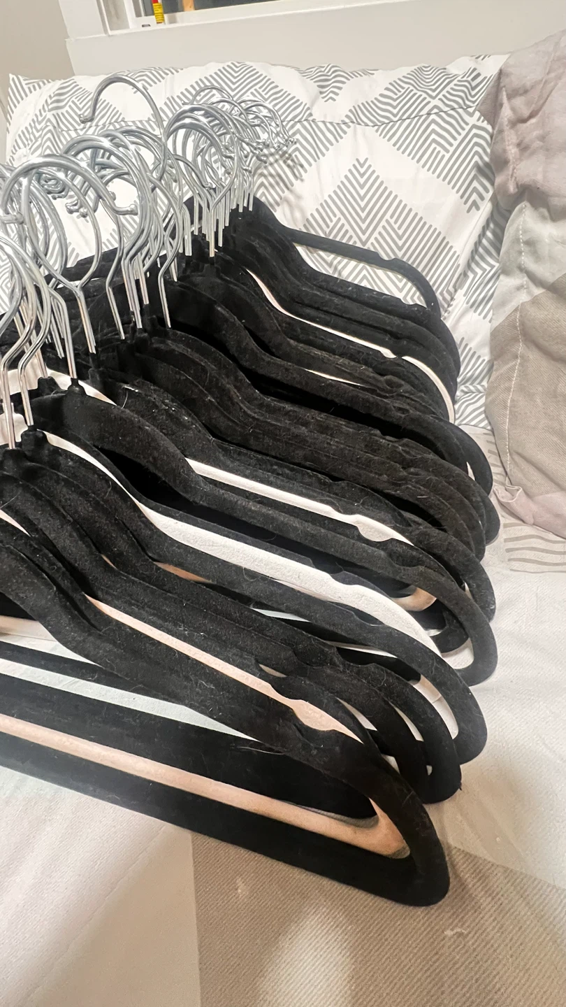Velvet Hangers - Black & Pink - photo 2