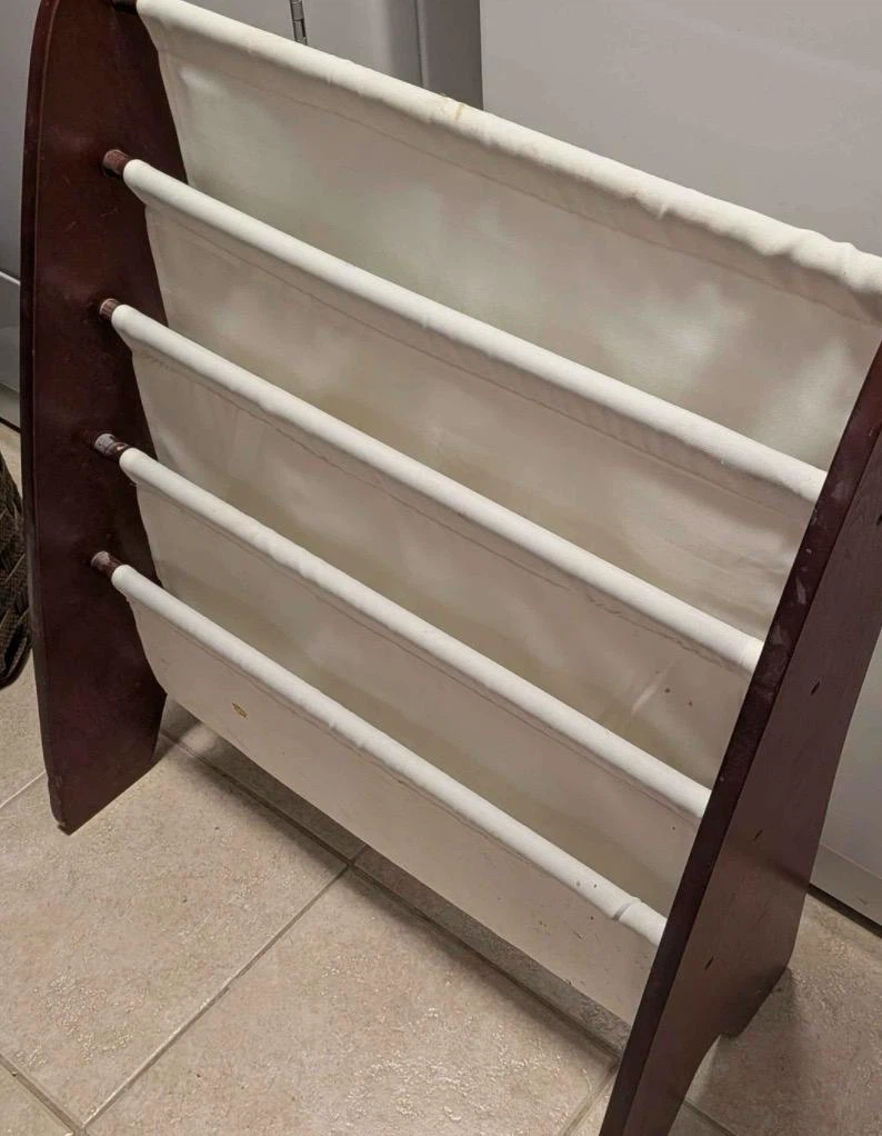 Kids Wooden Book Sling Display Rack - photo 2