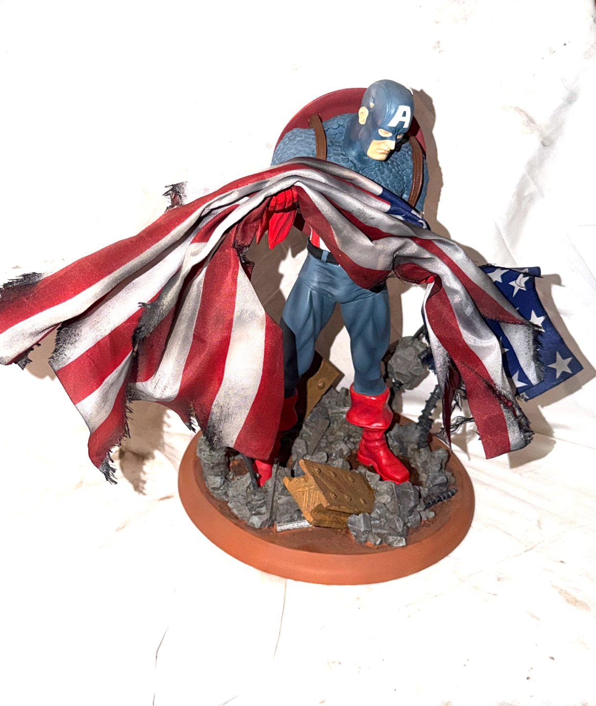 Captain America 9/11 Tribute Limited Edition Collectible Statue - photo 2