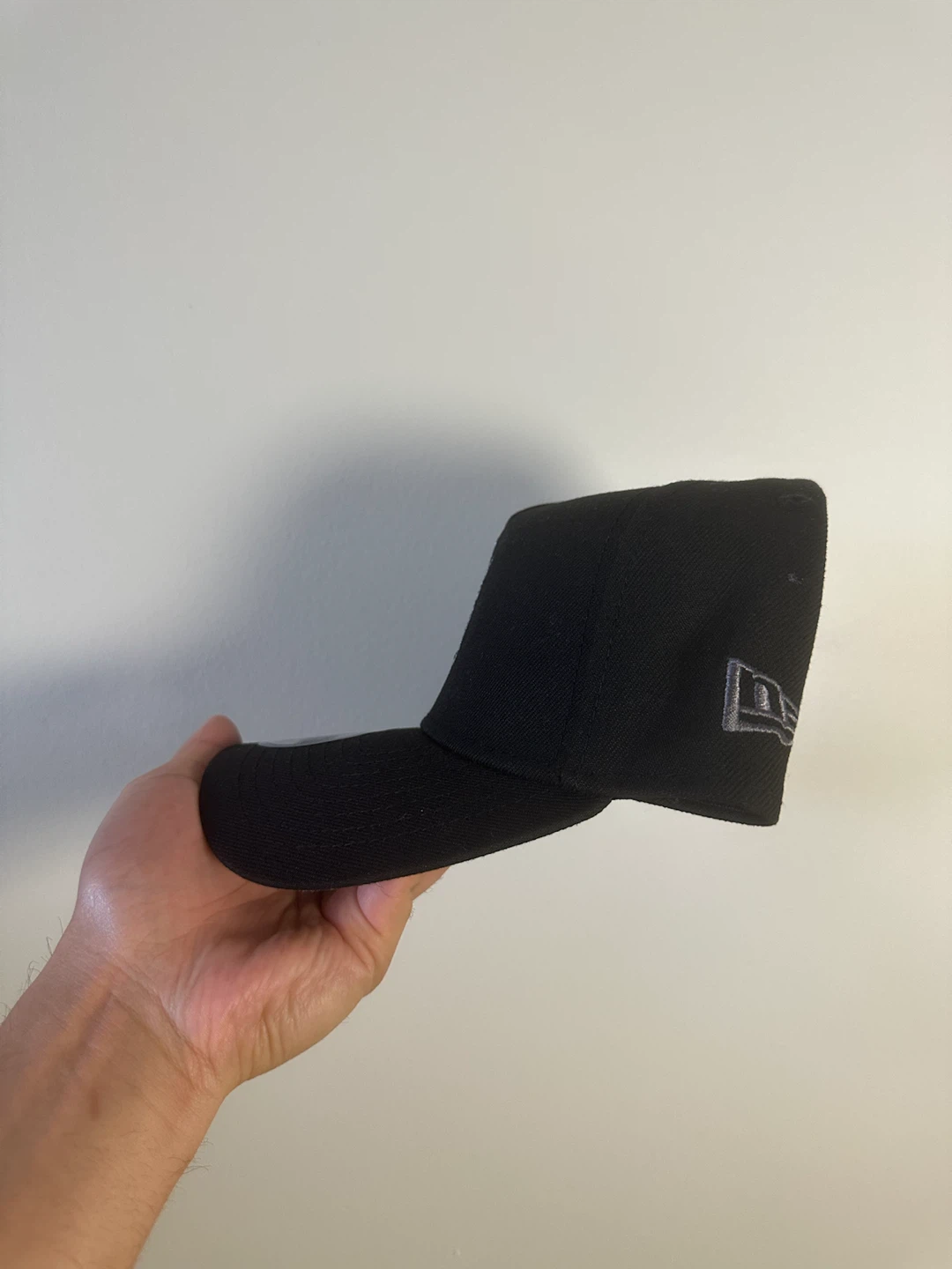 New Era 9FORTY Adjustable Baseball Cap - Black - photo 3