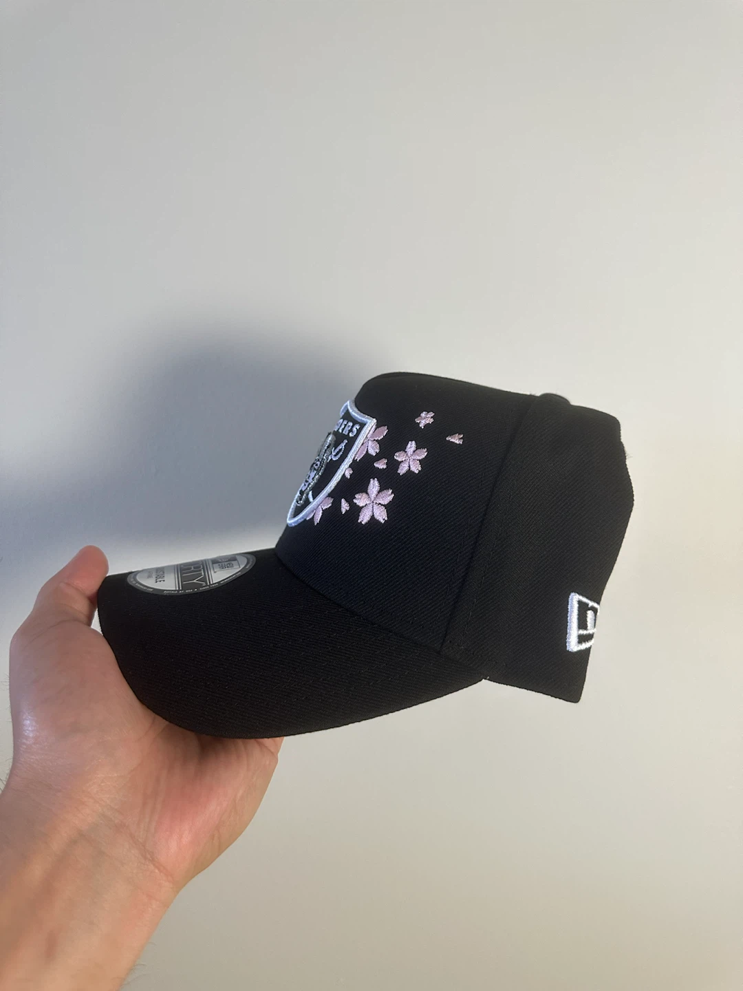 New Era 9FORTY Las Vegas Raiders Cherry Blossom Cap - photo 3
