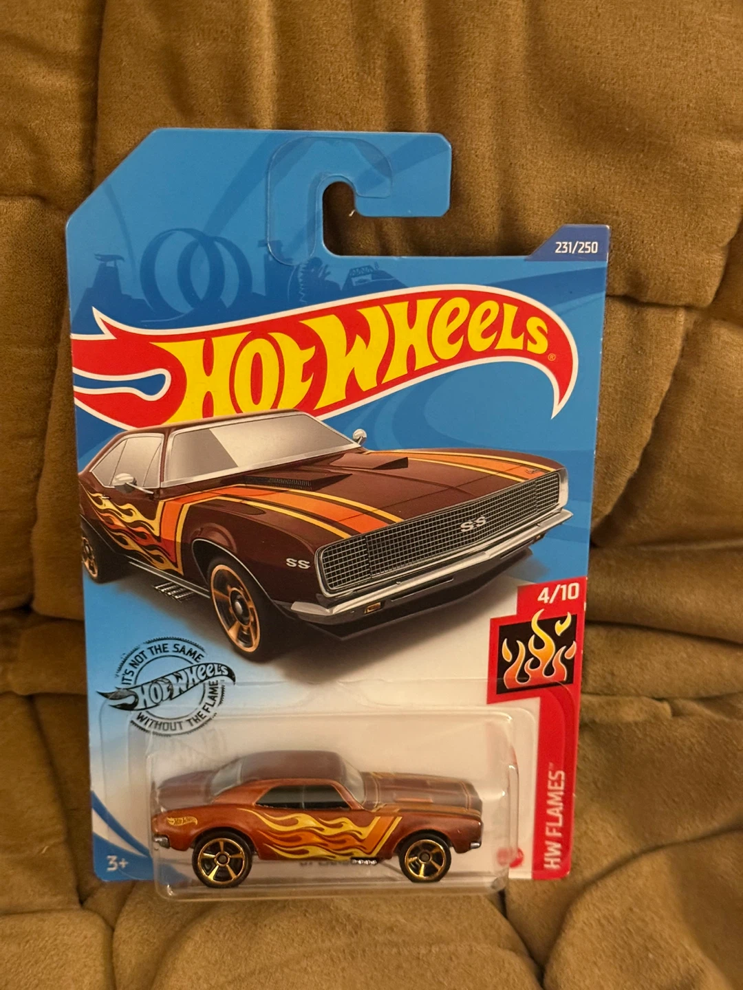 Hot Wheels '67 Camaro Die-cast set - photo 3