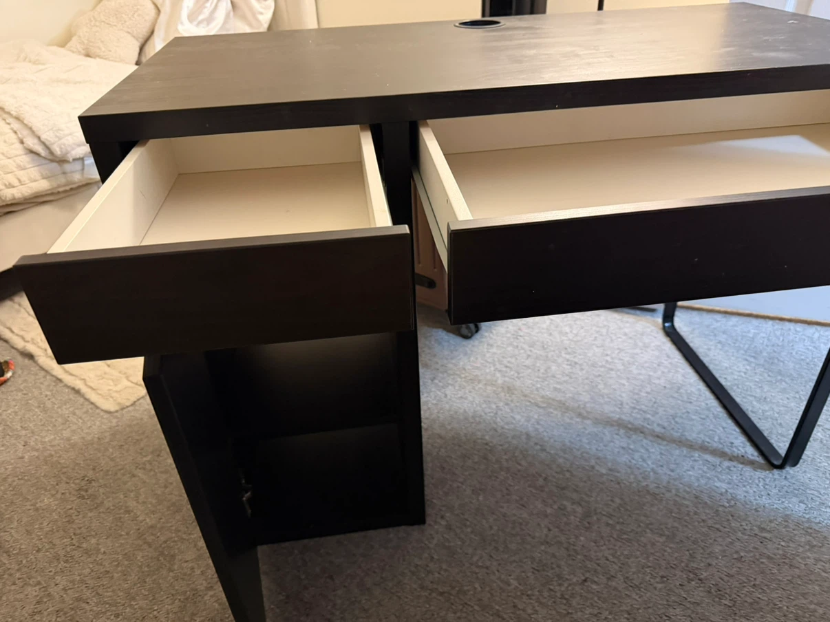 IKEA Micke Desk Black - photo 2