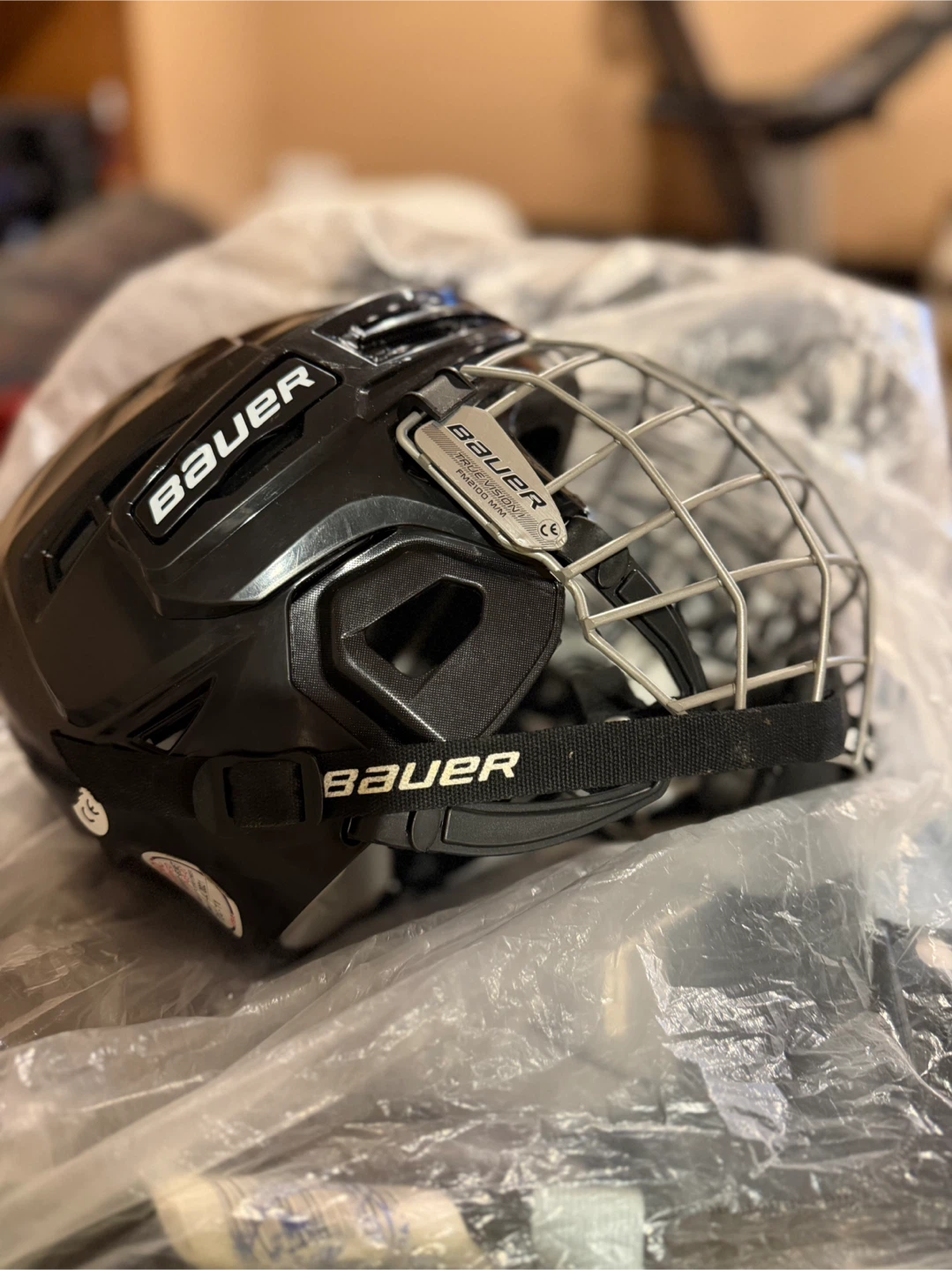 Reebok Gloves and Bauer Helmet Set - photo 5