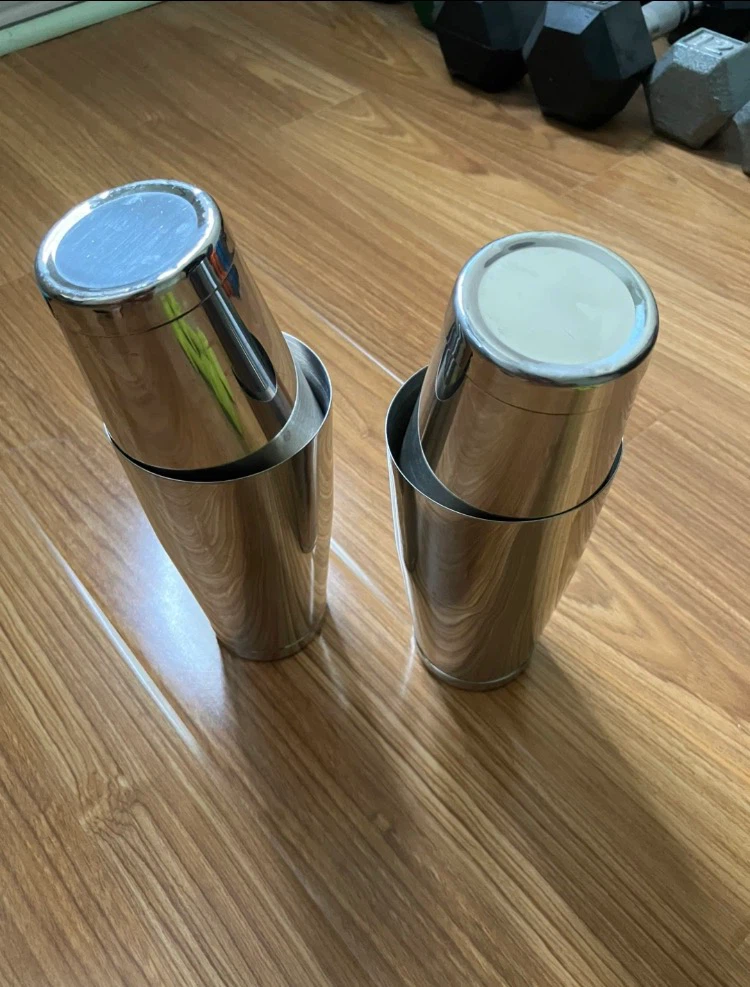 Cocktail shakers