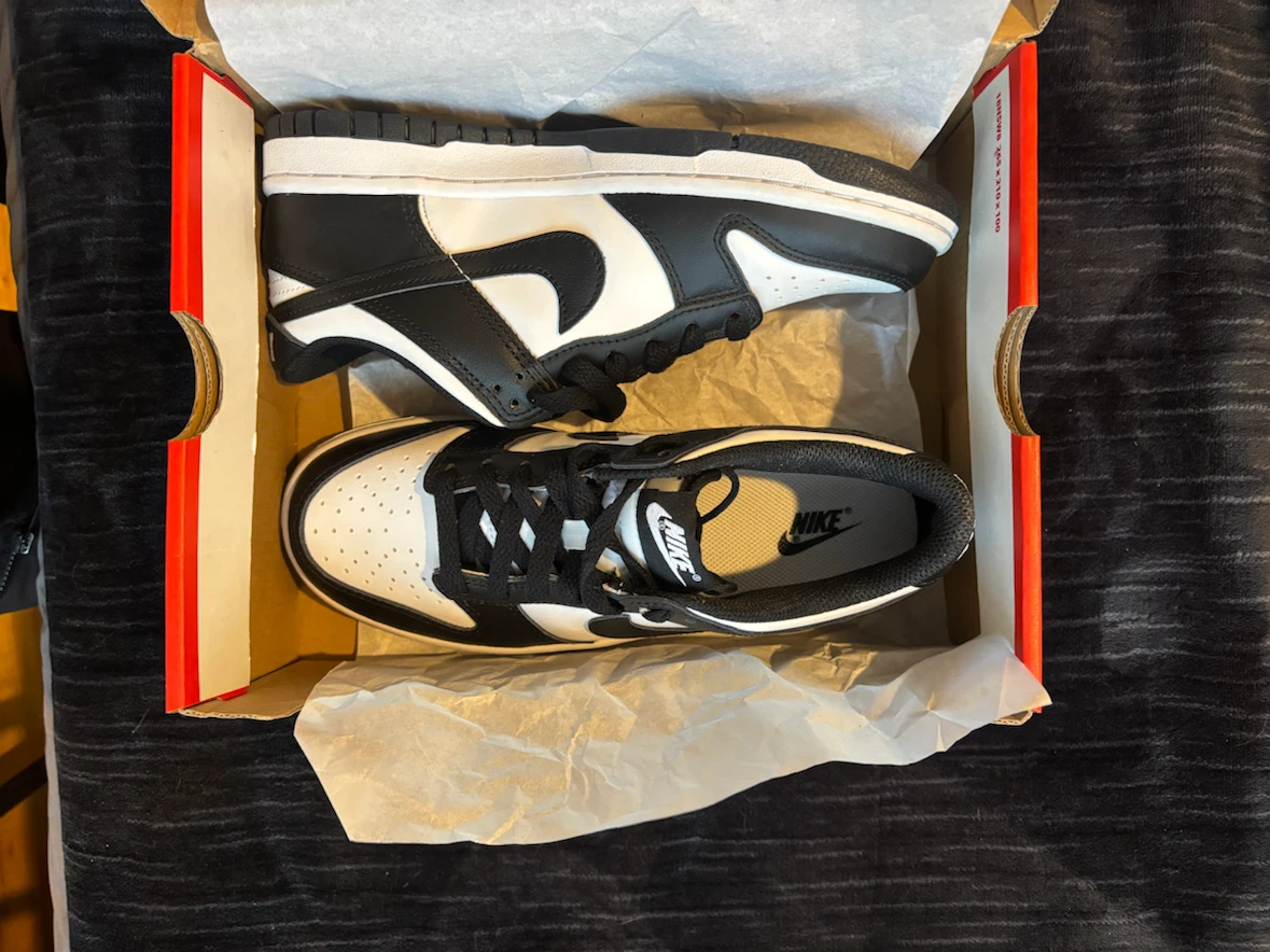 Nike Dunk Low Black and White - photo 3