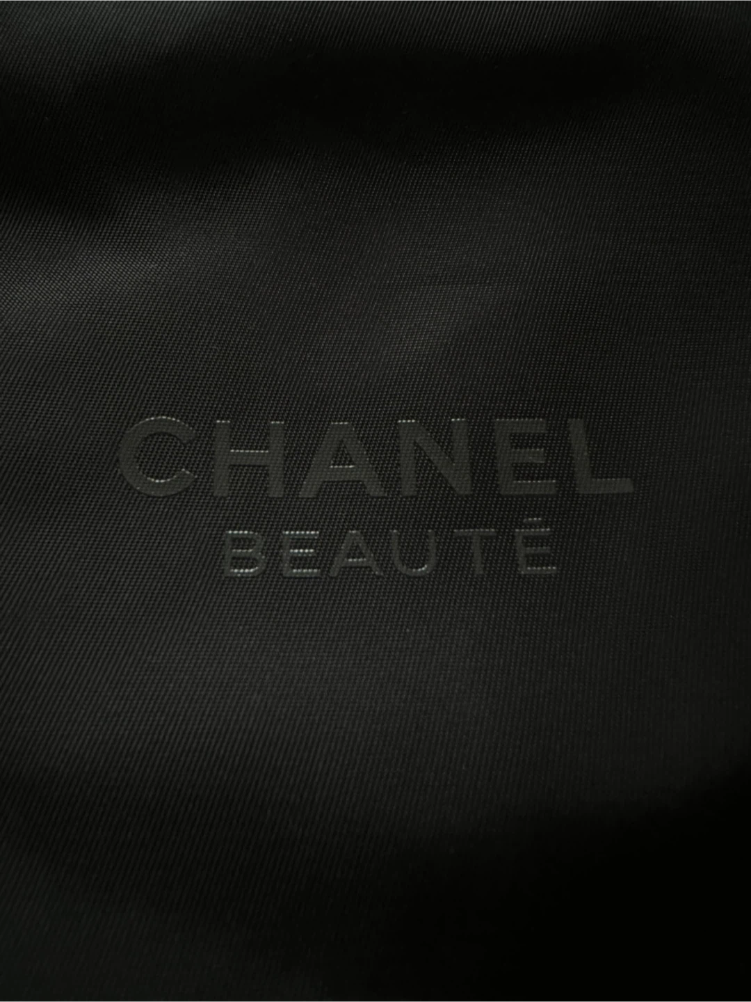Chanel Beaute Black Drawstring Pouch - photo 2