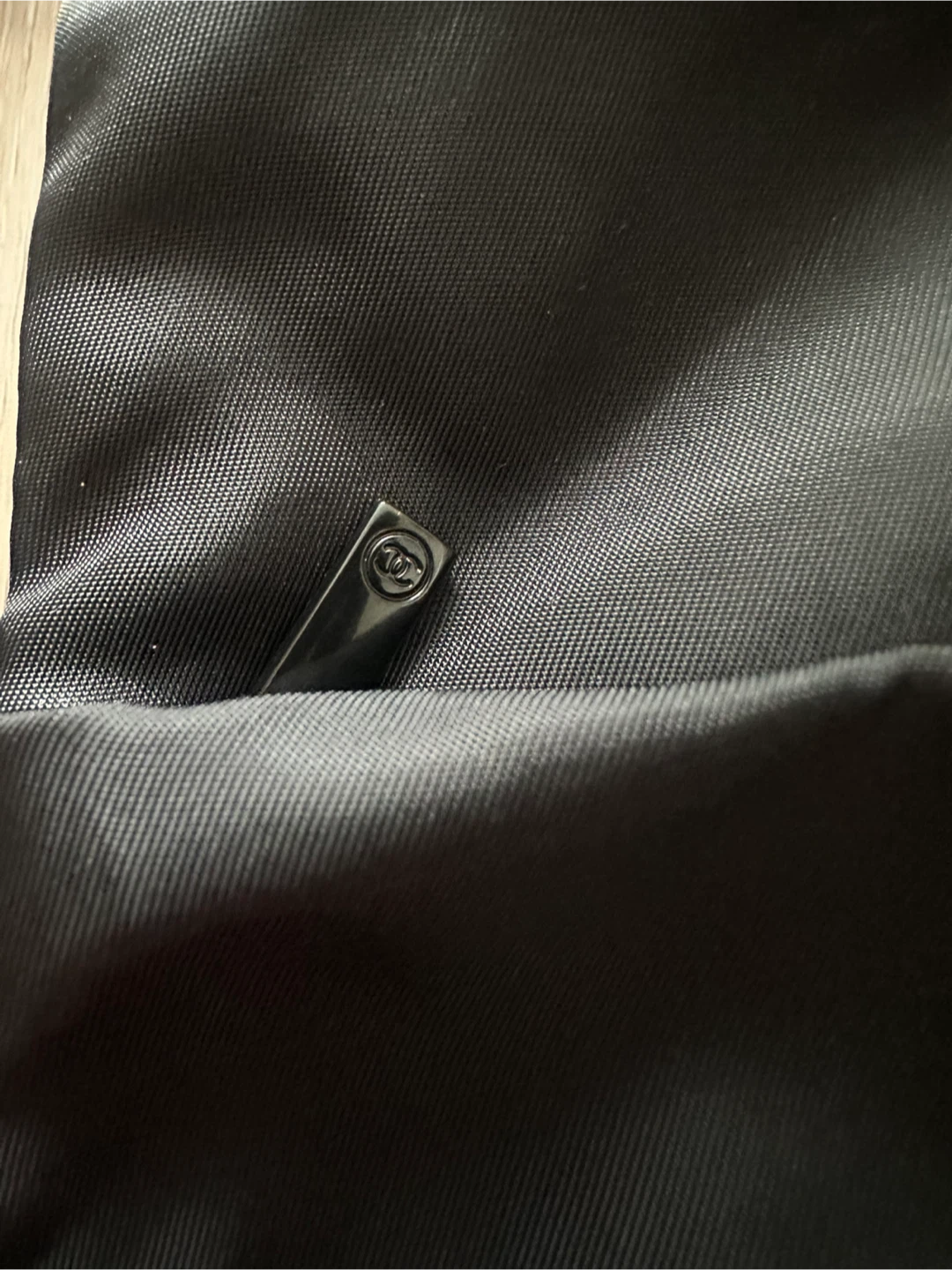 Chanel Beaute Black Drawstring Pouch - photo 4