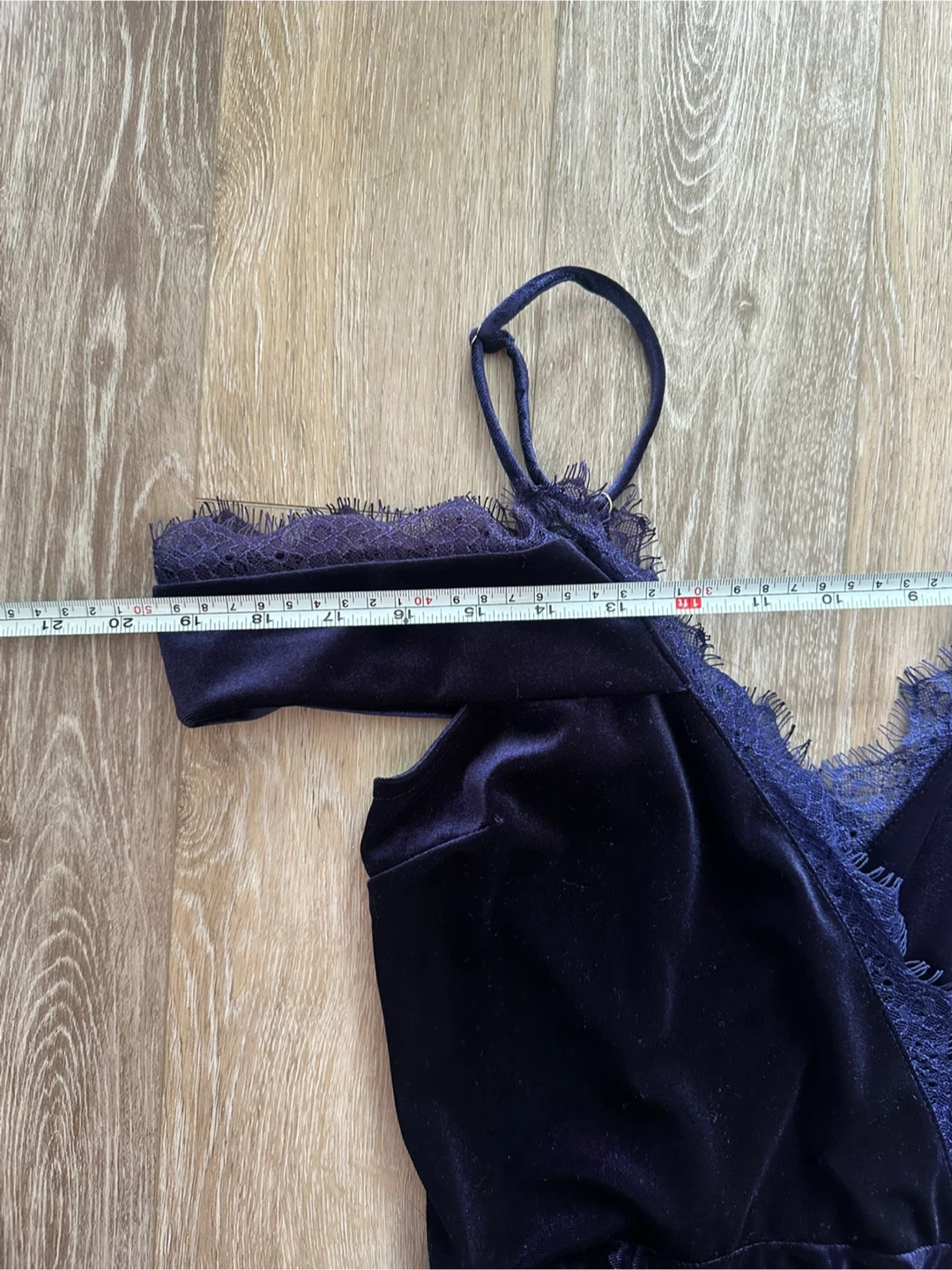 LULUS Navy Purple Velvet Off-Shoulder Dress M - photo 3