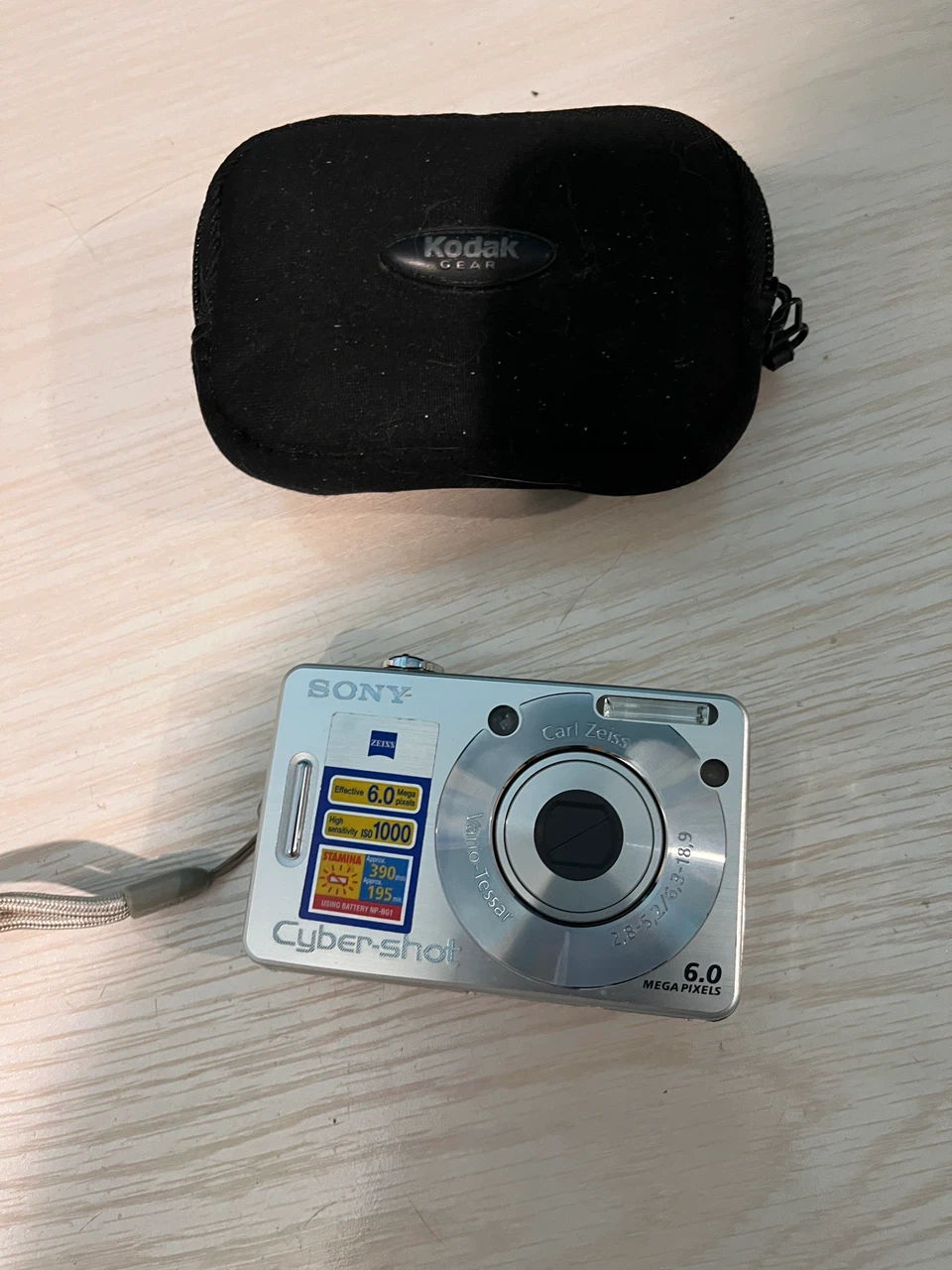 Sony Cyber-shot DSC-W50 Digital Camera - photo 4