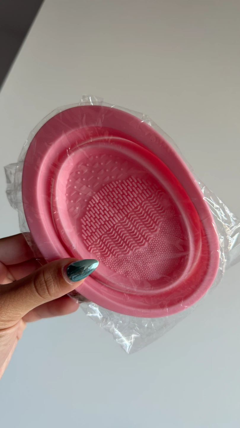 Pink Silicone Makeup Brush Cleaning Mat