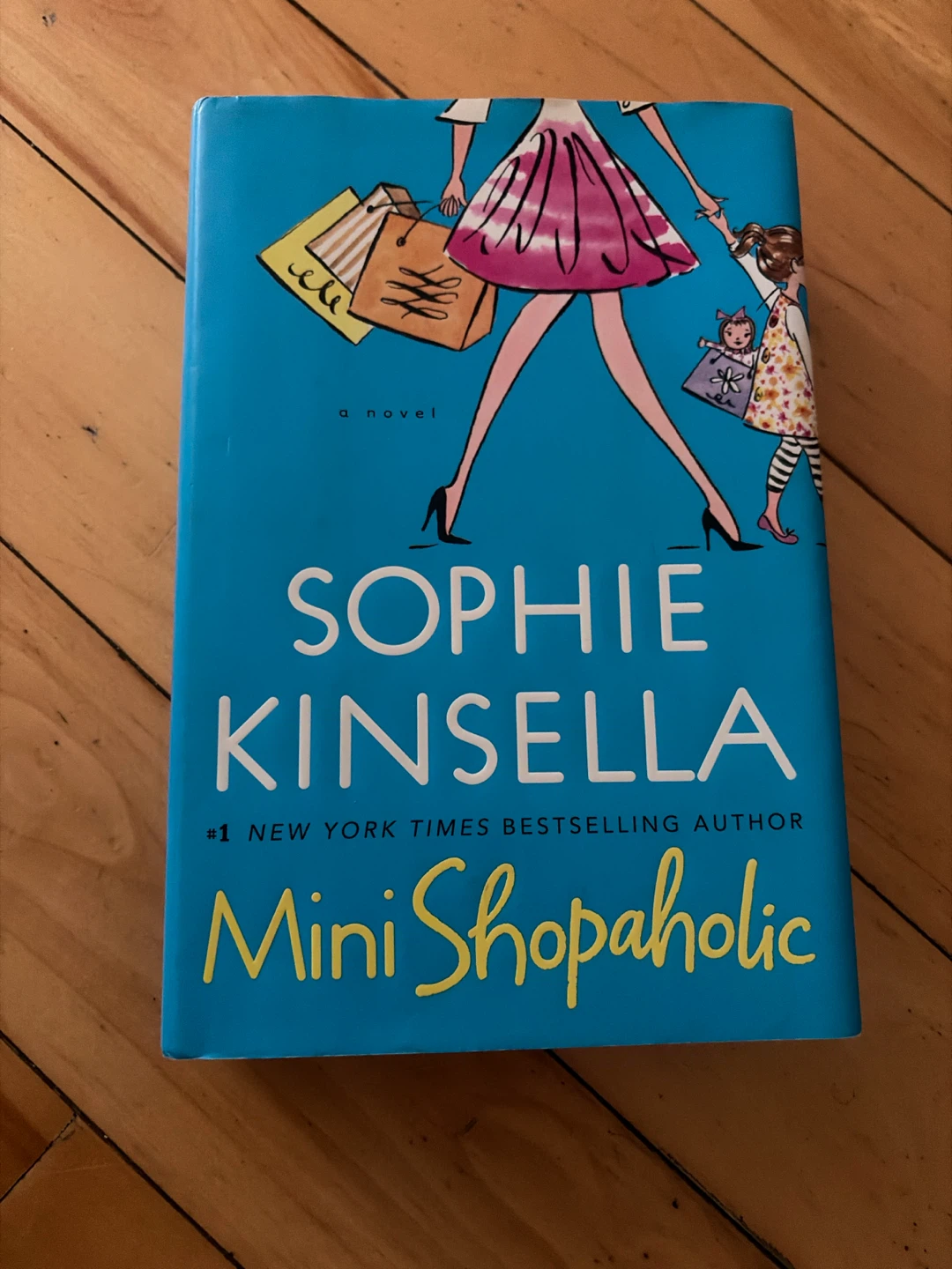 Mini Shopaholic by Sophie Kinsella