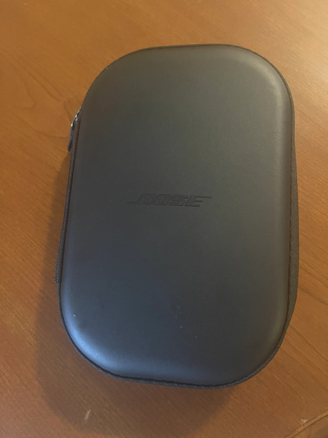 Bose Noise Cancelling Headphones with Case - photo 3