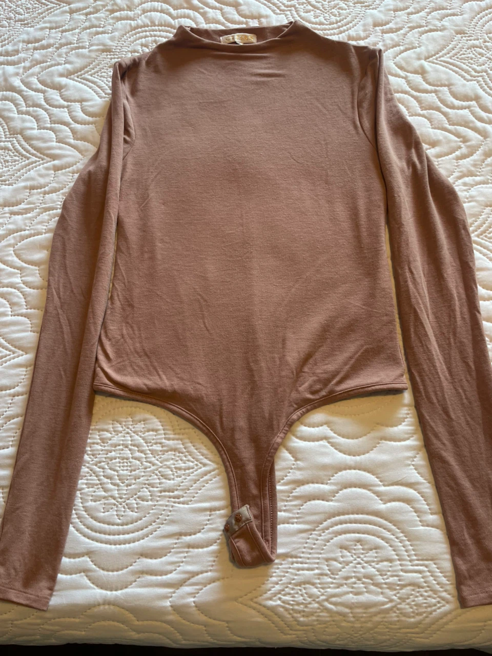 CEFIAN Long Sleeve Mock Neck Bodysuit - Rose Taupe - Size L