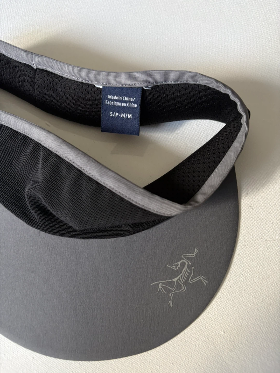 Vintage Arc’teryx Neutro visor cap