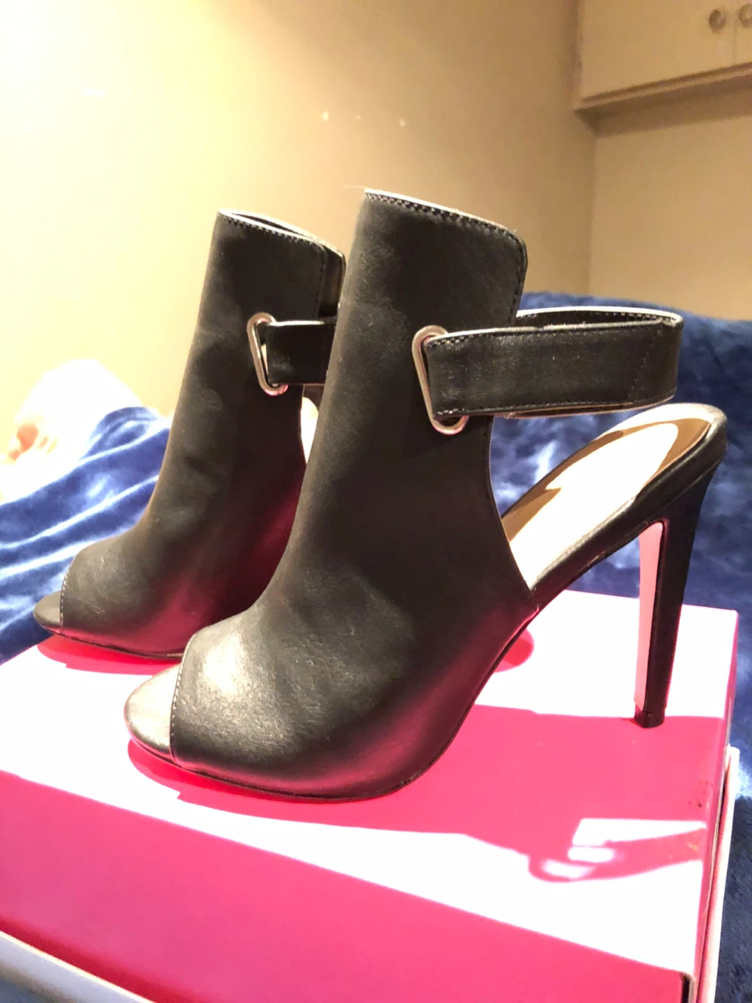 10 pairs Women's Shoes - photo 3