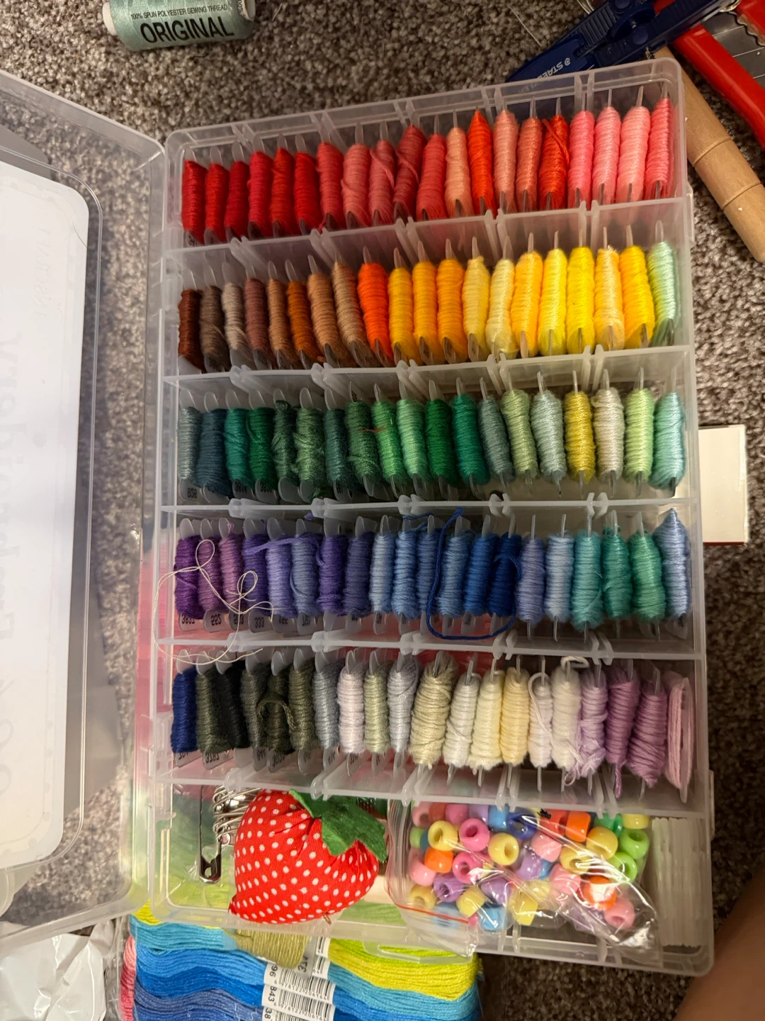 Inscraft 364 Pack Embroidery Floss Kit