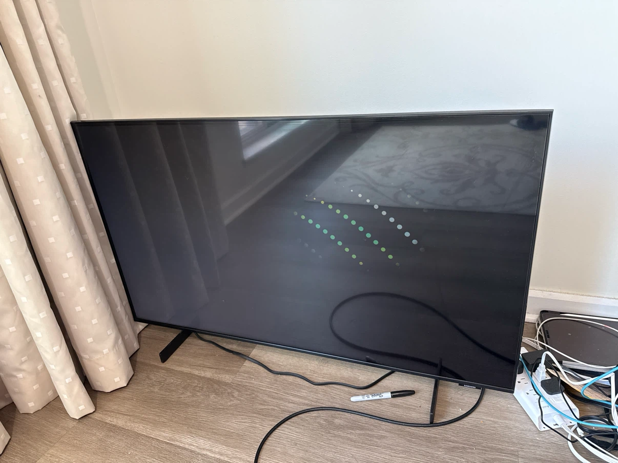 Samsung 43" Crystal UHD CU8000 Smart TV - photo 4