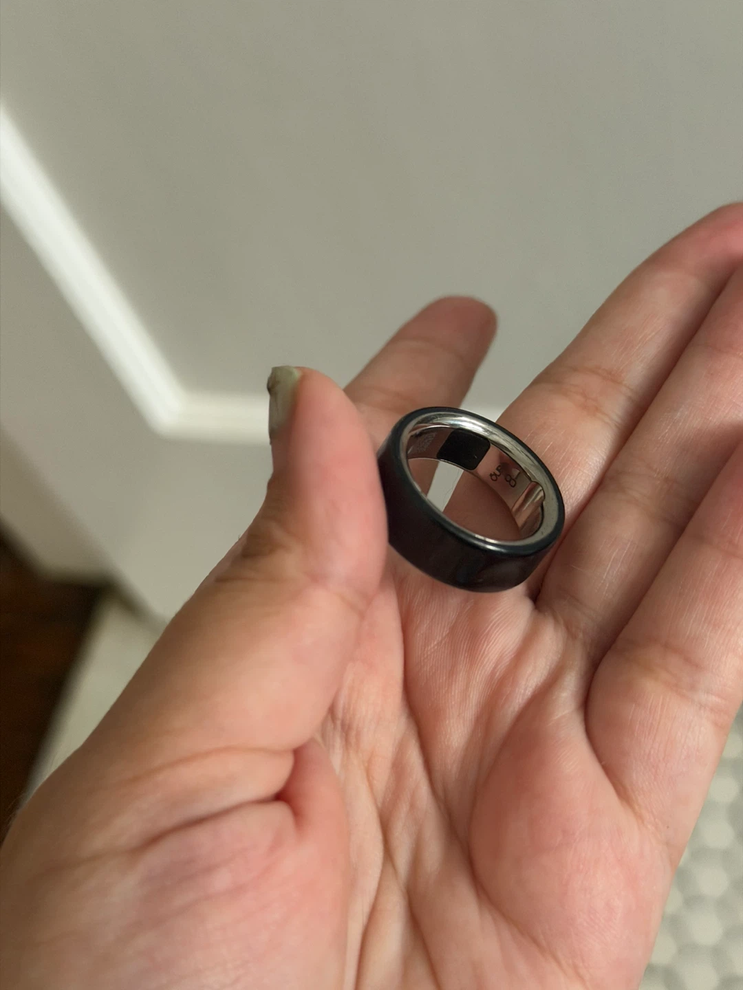 Oura Ring Gen 4 Size 8 - photo 2