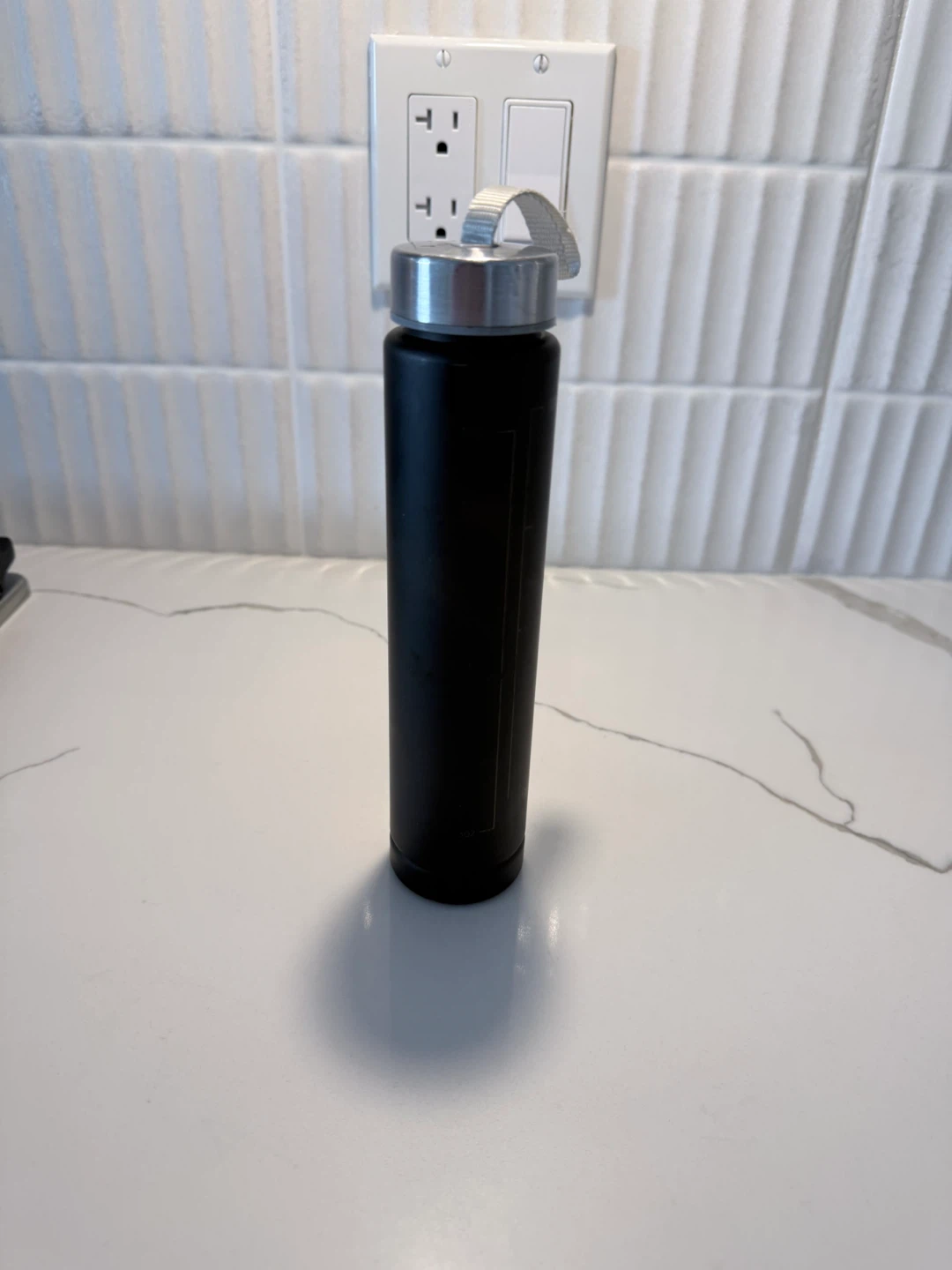 Black water tracking bottle - photo 4