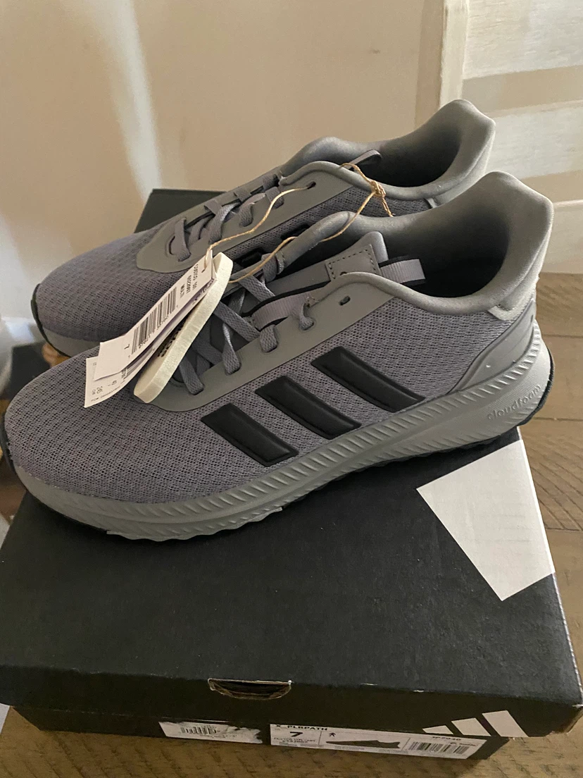 Adidas Running Shoes -  Size 7 - photo 4