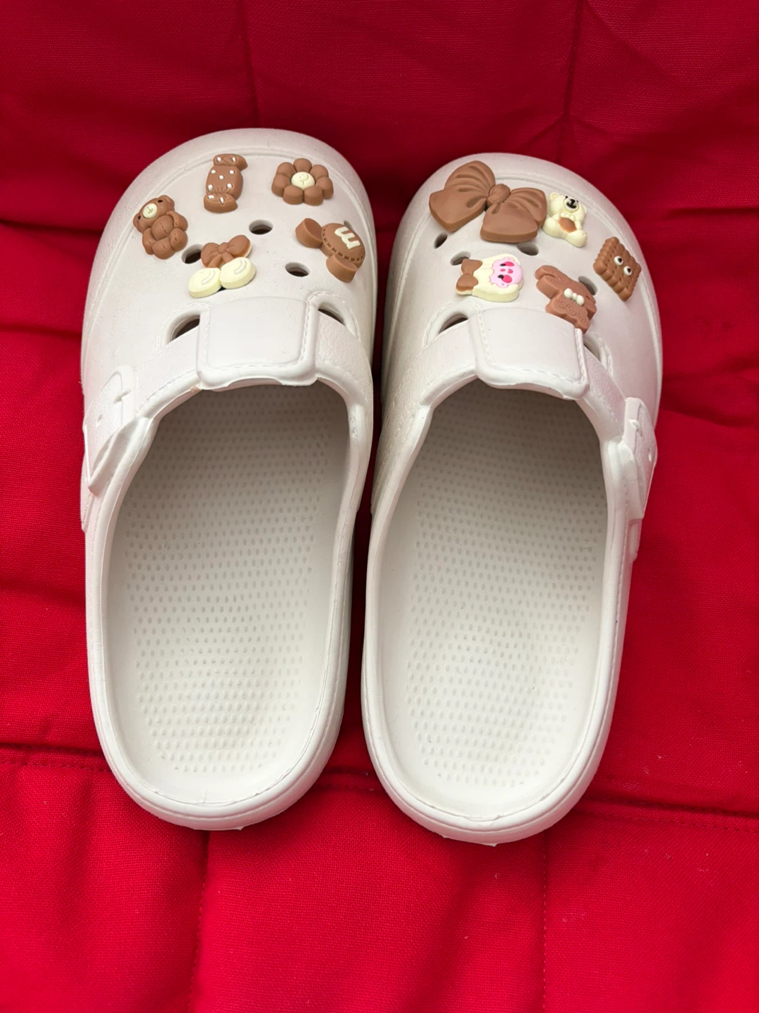 White Clog Sandals with Decorative Charms