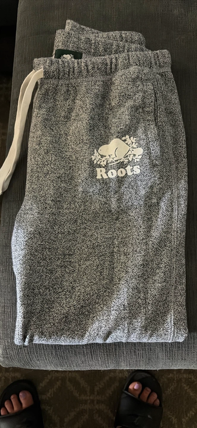 Roots Sweatpants - Grey size small women’s