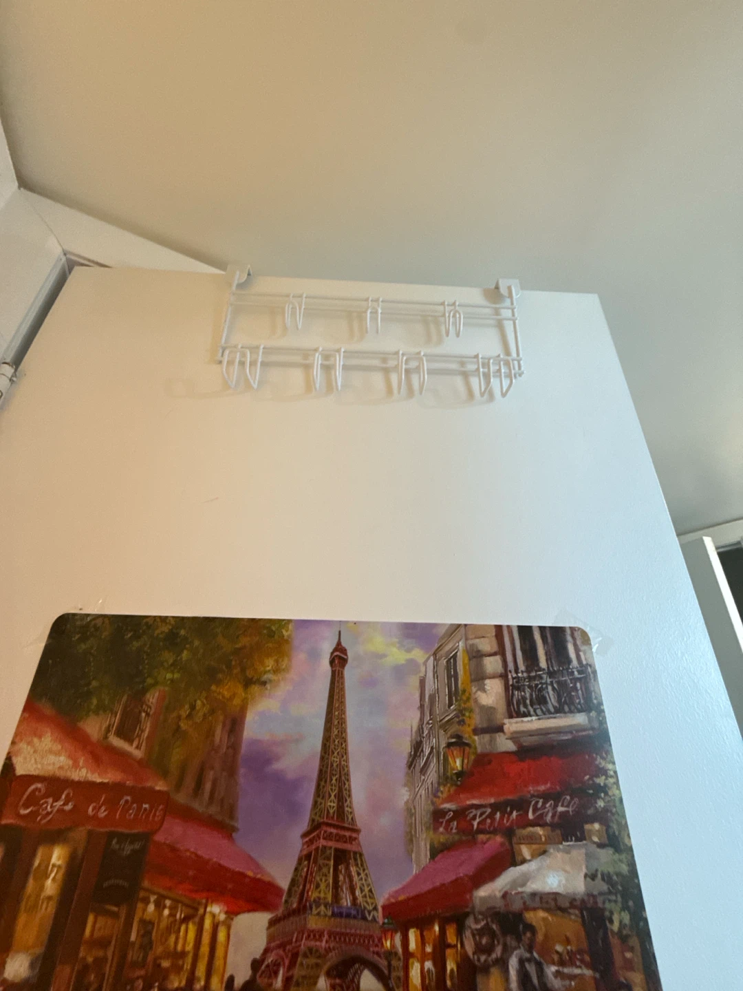 White Metal Over-the-Door Hook Set and bascket - photo 3