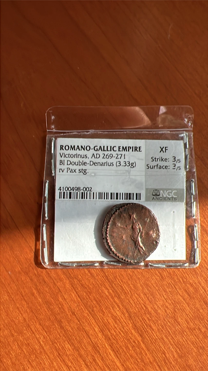 Victorinus ancient coin graded ngc xf cracked slab - photo 2