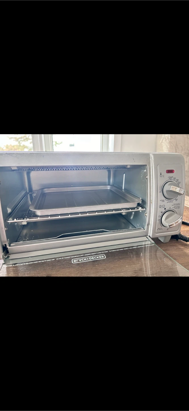 Black+Decker Countertop Toaster Oven