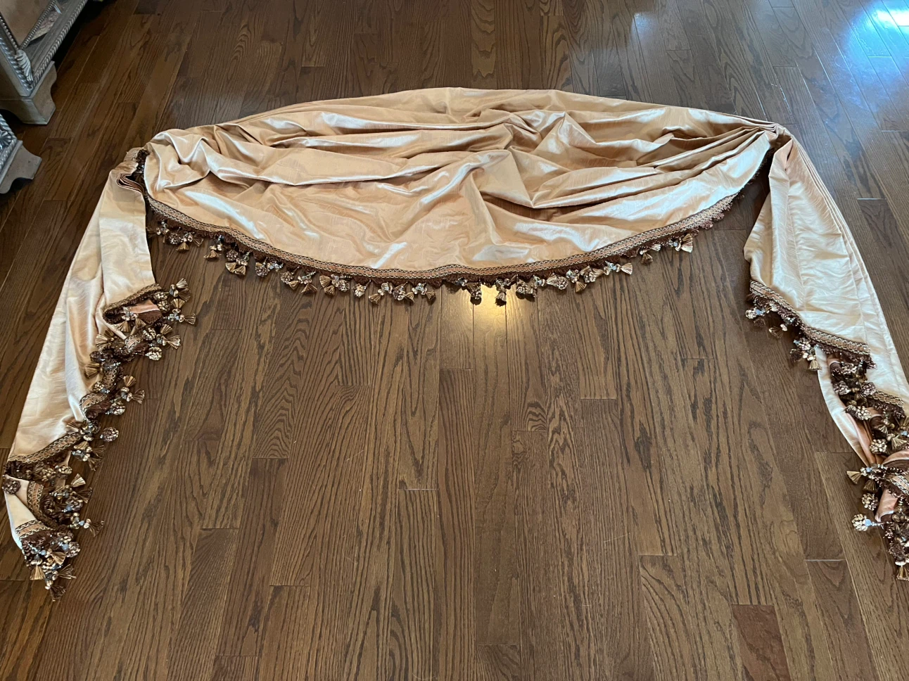 Decorative Gold Window Valance with Tassels - photo 2