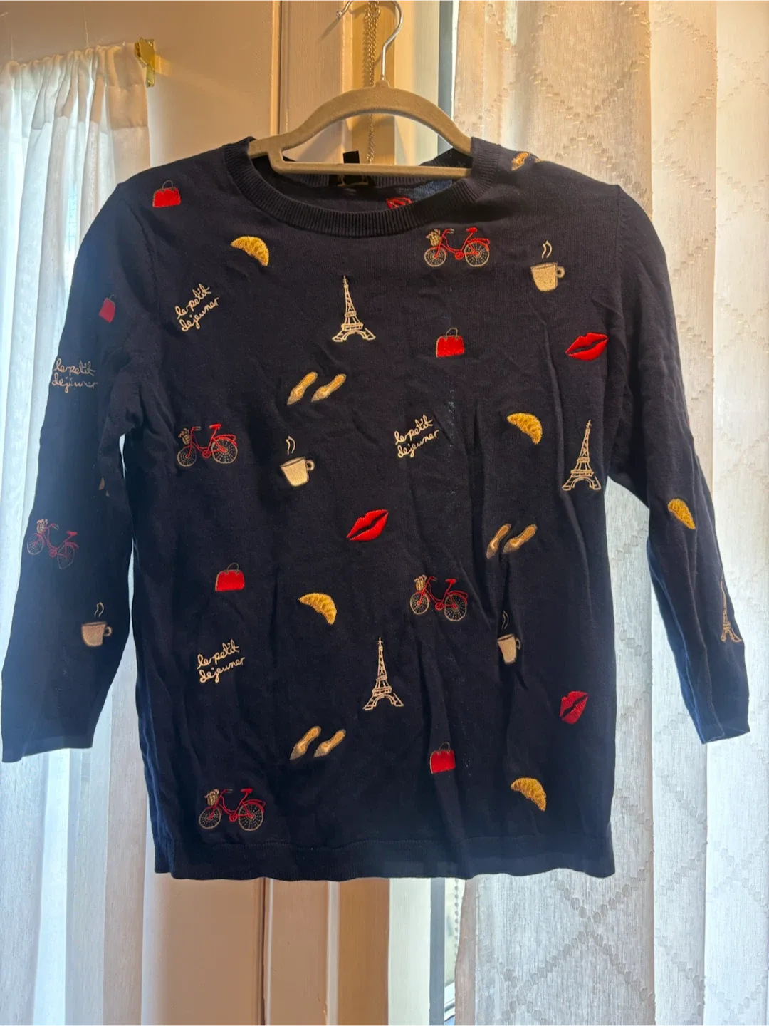 Talbots Petites navy blue sweater with Paris theme