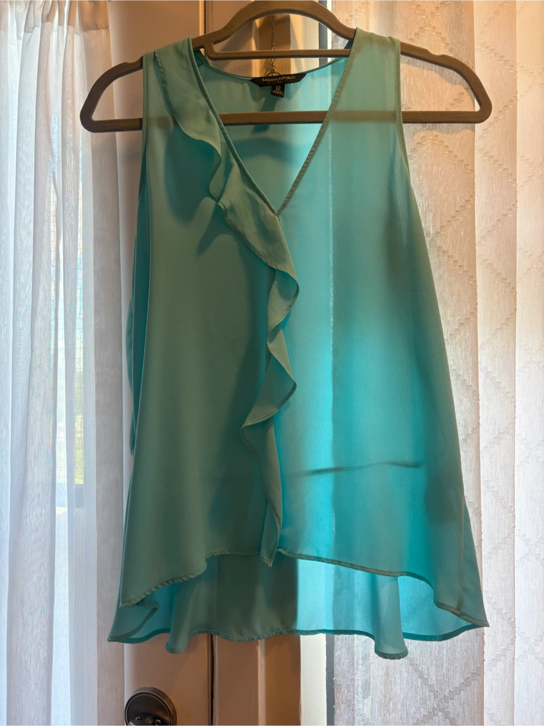Banana Republic Sleeveless Ruffle Top