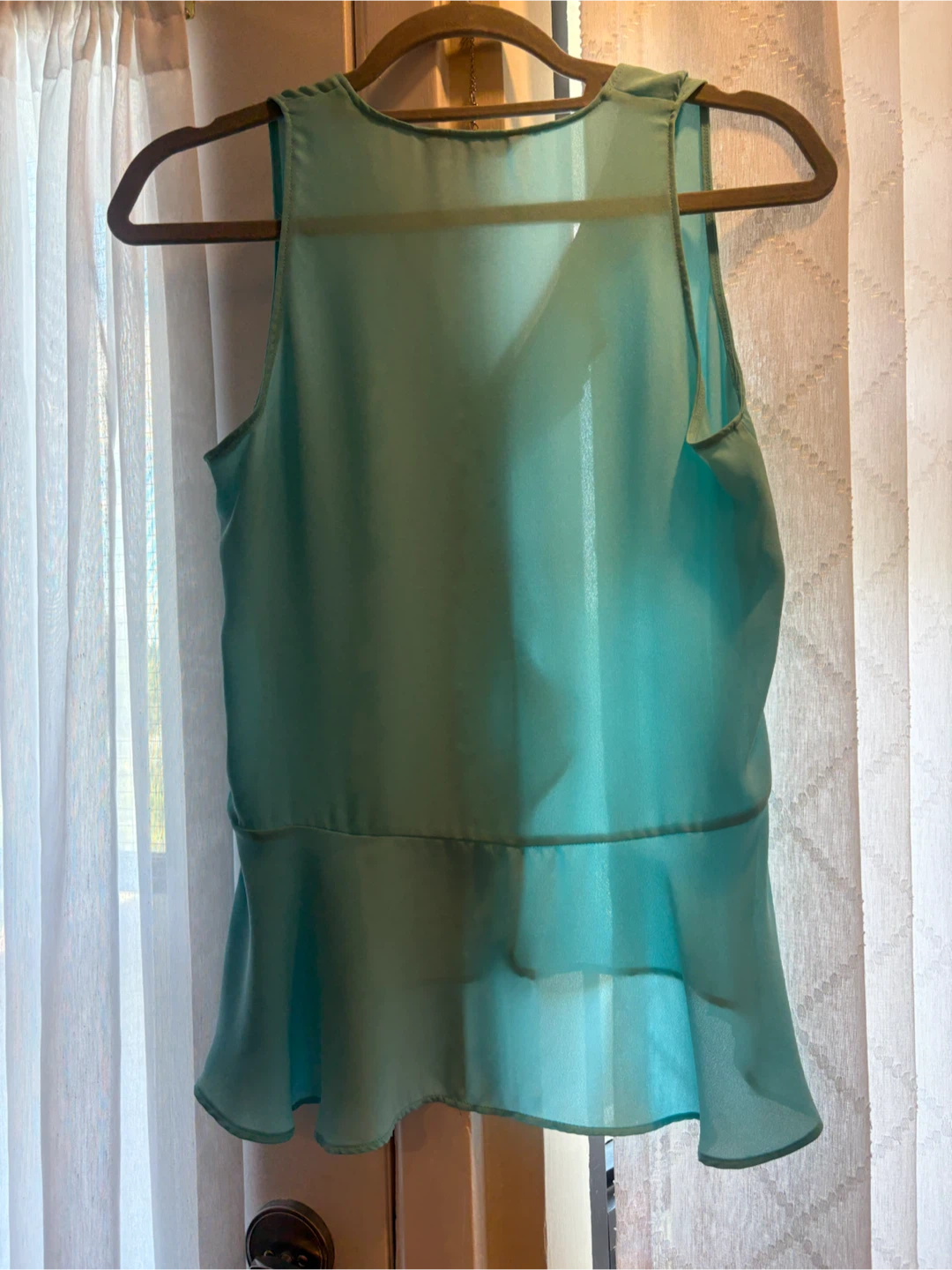 Banana Republic Sleeveless Ruffle Top - photo 3
