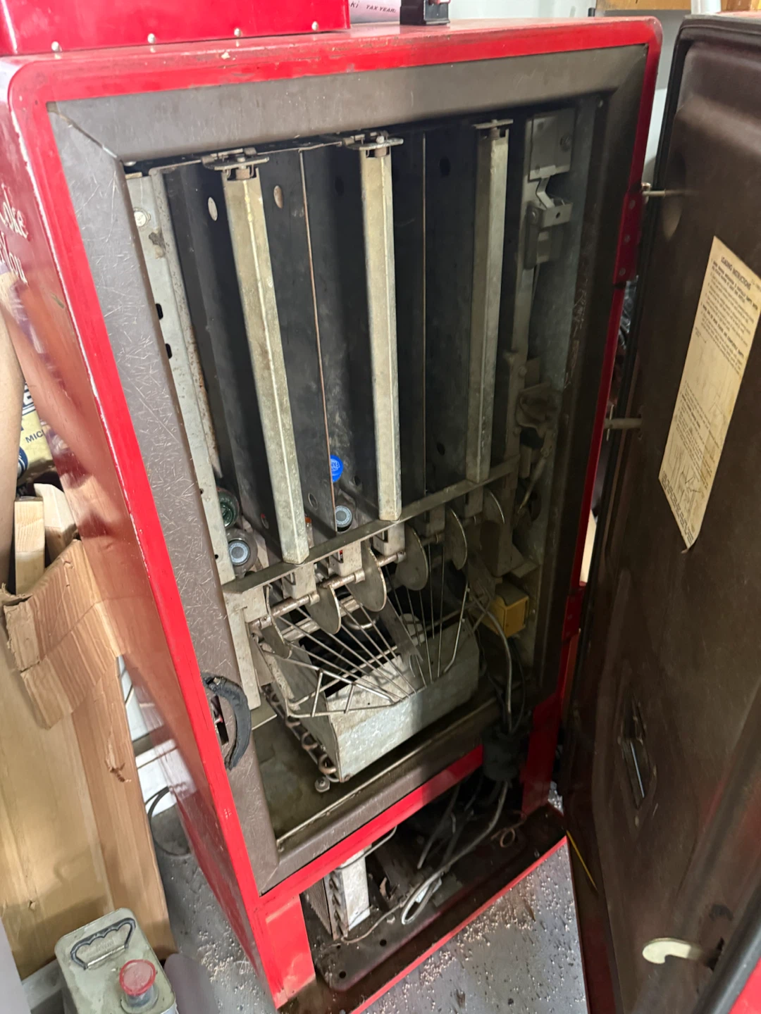 1949 Westinghouse W42T Coca Cola machine - photo 3