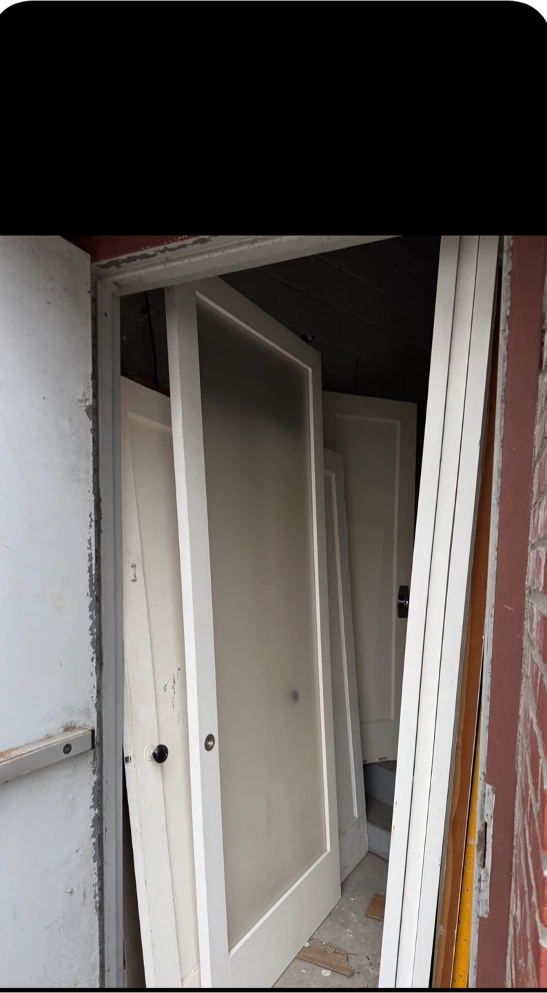 3- Frosted Glass Sliding Doors - photo 2