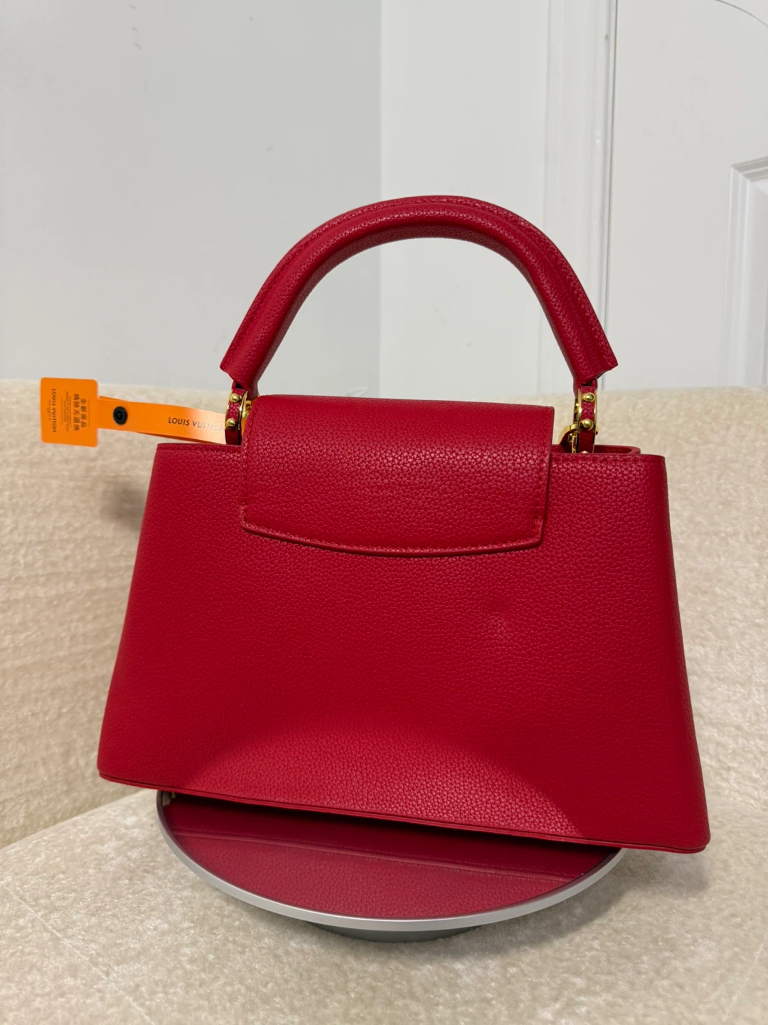 LuxuryLV Red Leather Handbag - photo 2