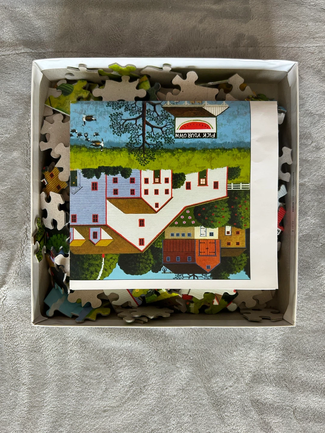 Charles Wysocki Jolly Hill Farms 300 Piece Puzzle - photo 2