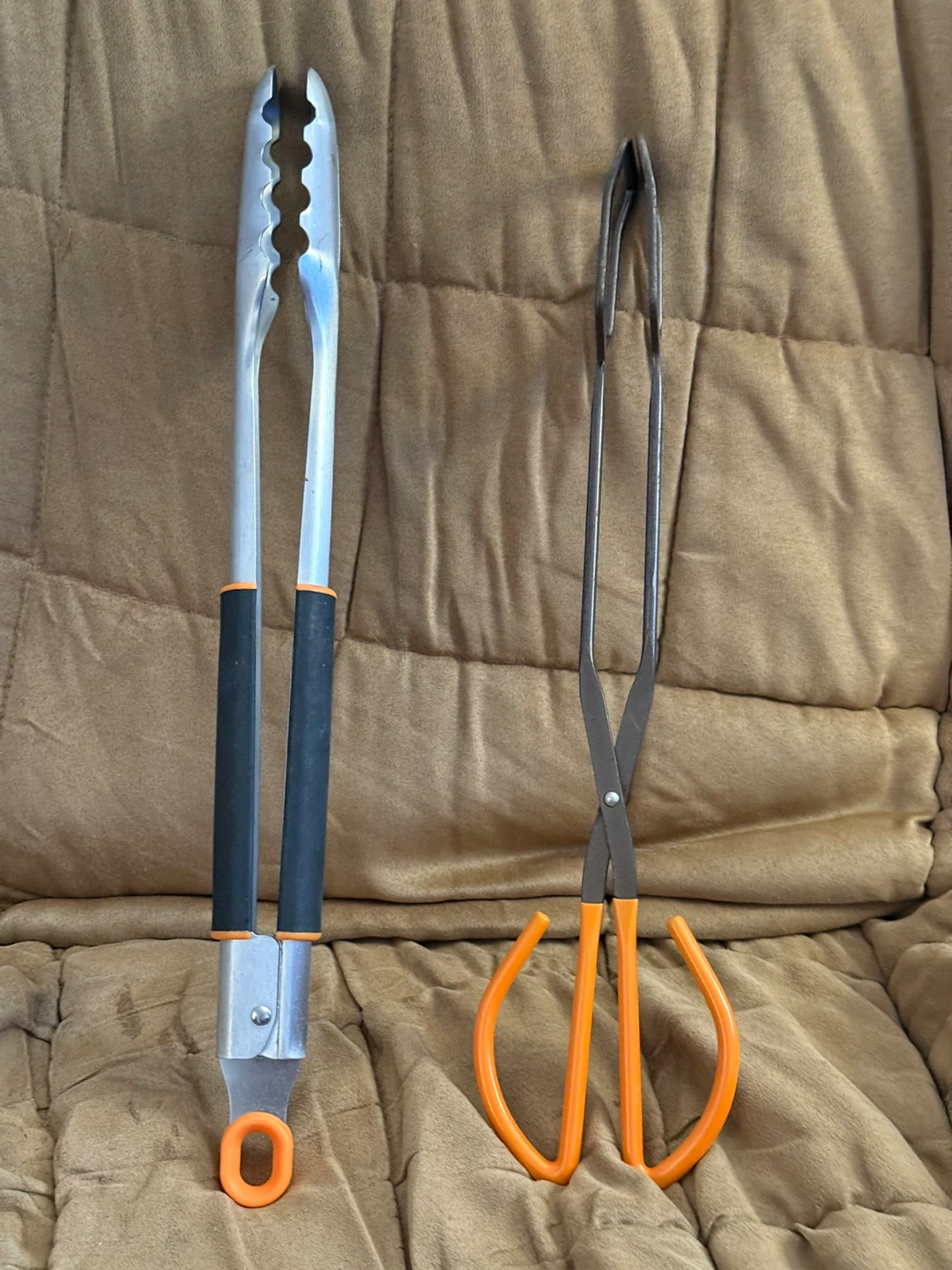 Set of Two Kitchen Tongs