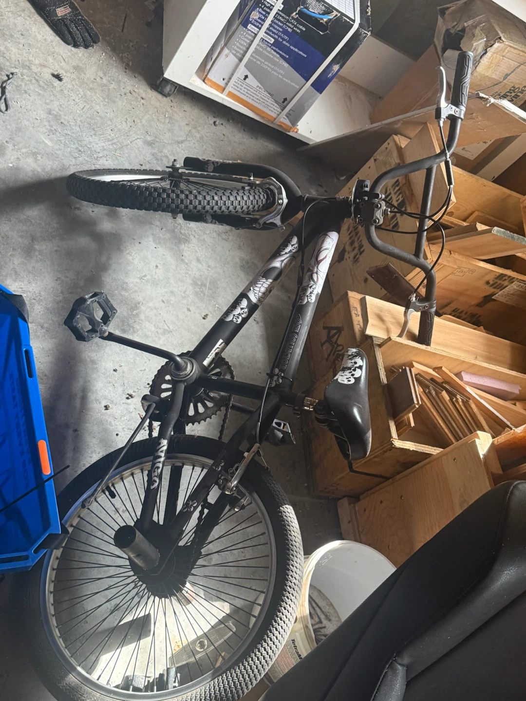Avigo BMX Bike