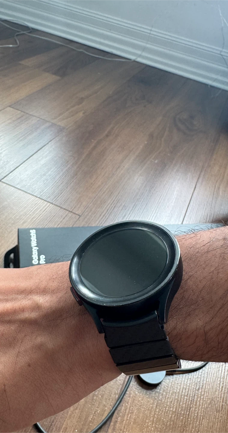 Samsung Galaxy Watch 5 Pro + Premium Carbon Fiber Band