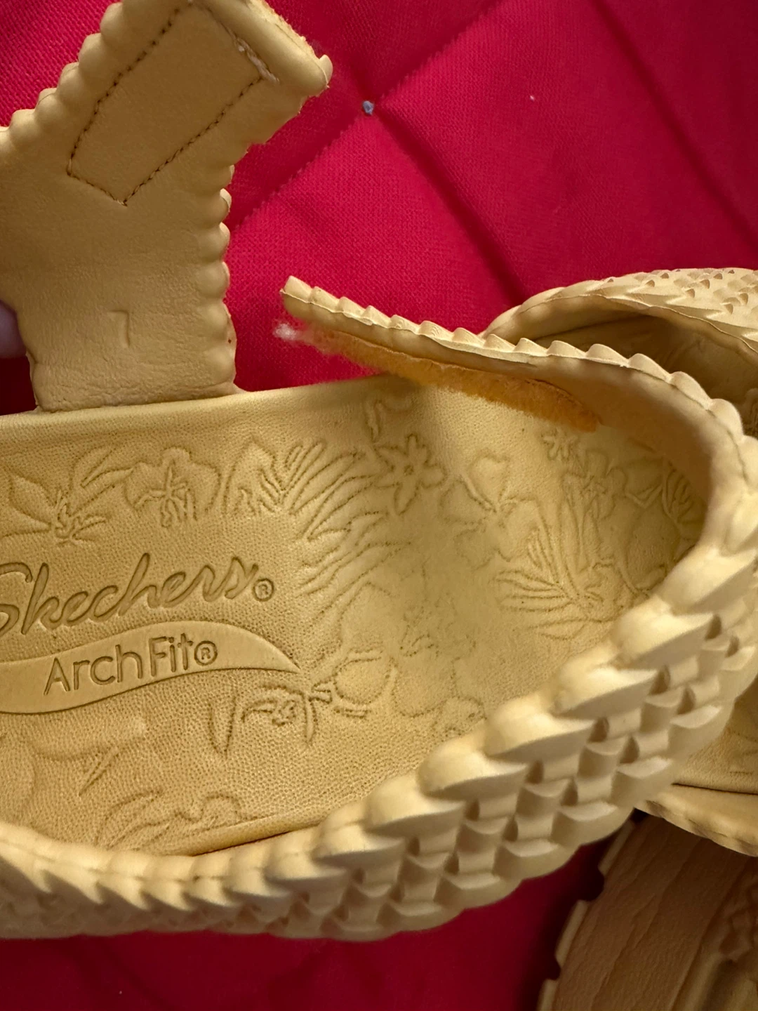 Skechers Arch Fit Sandals Beige - photo 4